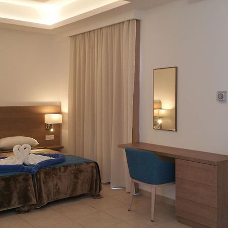 Marica'S Boutique Hotel Kissonerga Eksteriør billede