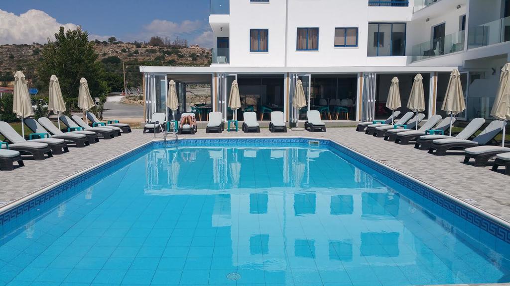 Marica'S Boutique Hotel Kissonerga Eksteriør billede